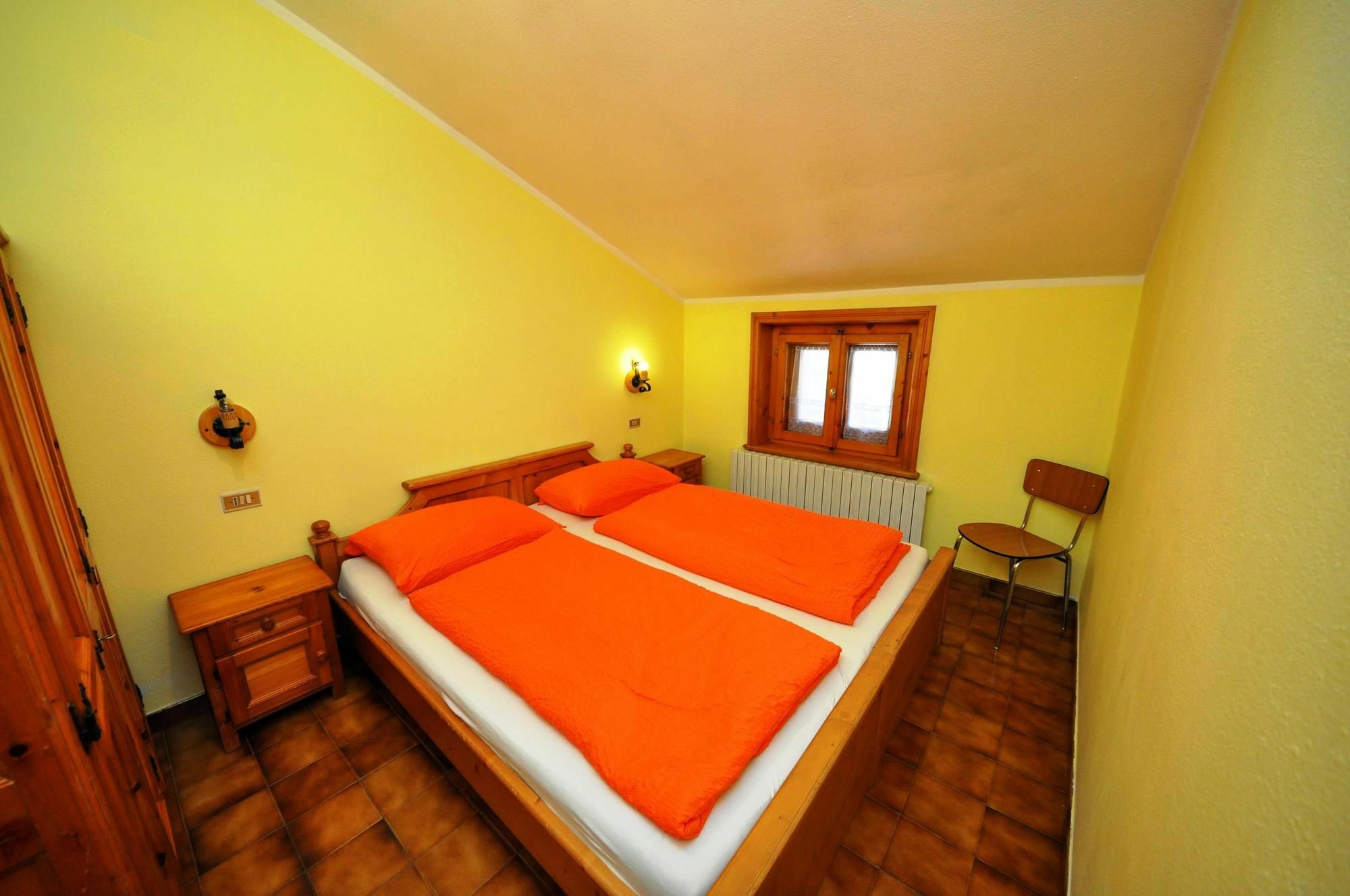 Residence Casa Longa By Livigno Accomodation Eksteriør billede